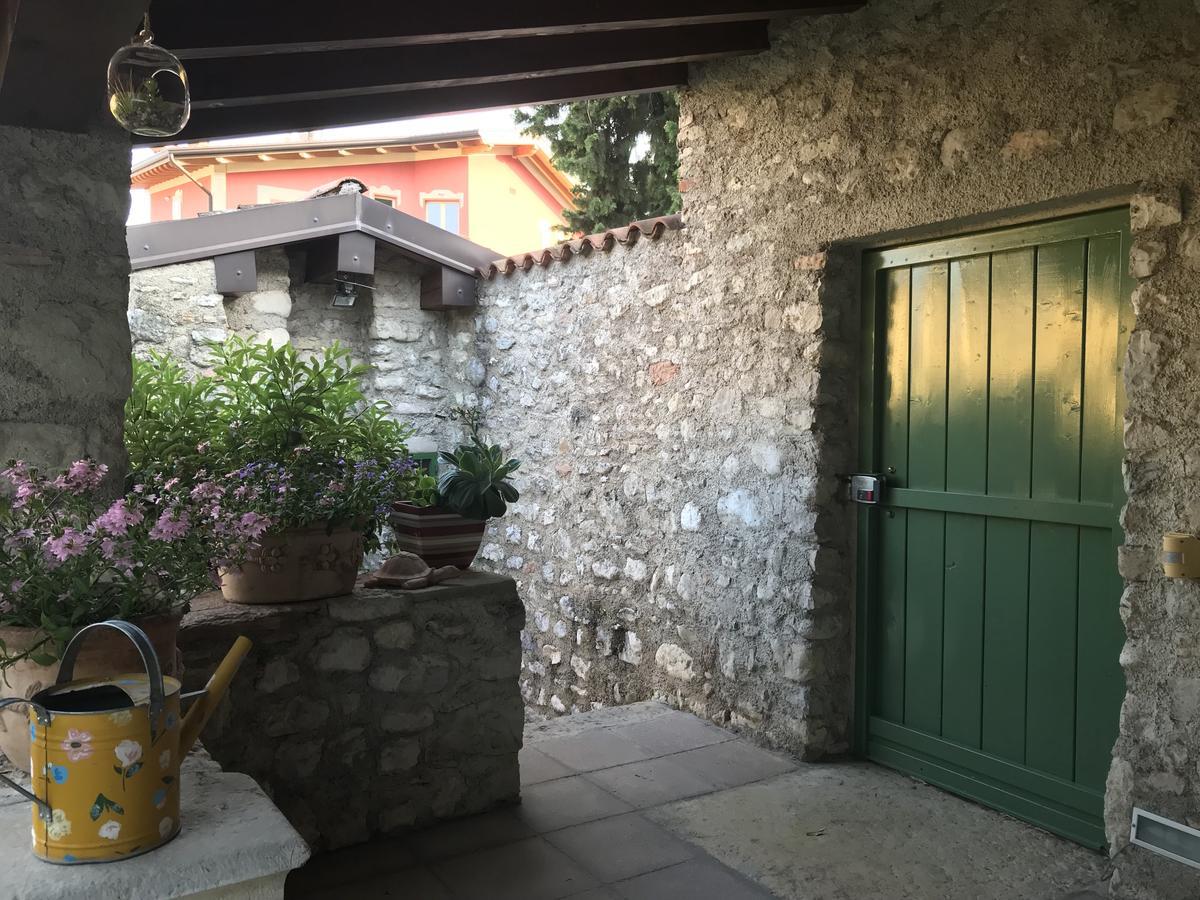 Casa Angela Villa Toscolano Maderno Exterior photo